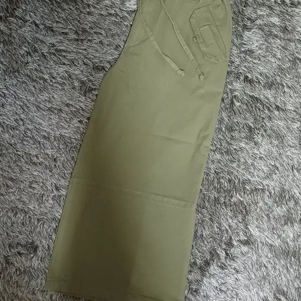 [BUNJANG] Fabrique Italy Cotton Blend Women's Khaki Shorts (Size 44-55) / Fabrique 파브리크  이태리 카키색 여성 반바지 44~55 (14)