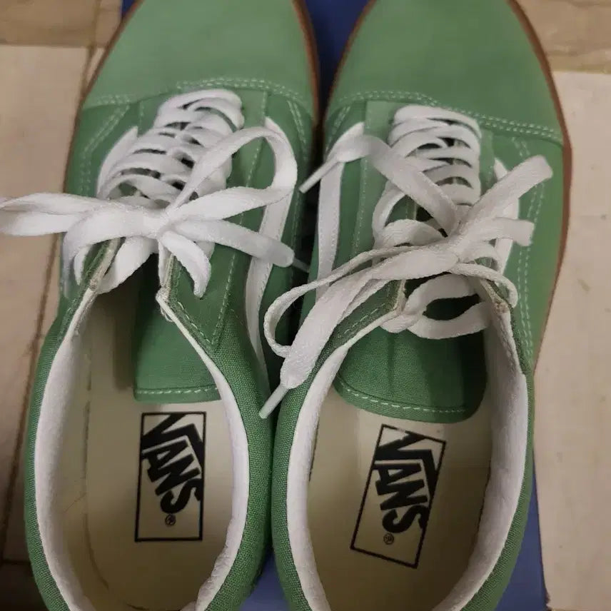 [BUNJANG] Vans Old Skool Green Gumsole Sneakers / [275]반스 올드스쿨 그린 검솔