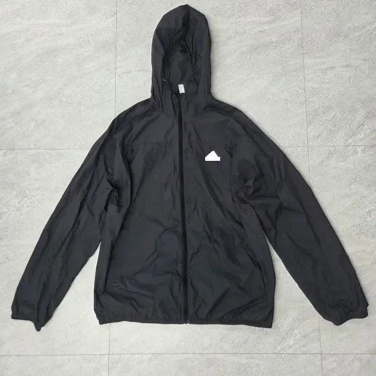 [BUNJANG] Adidas Lightweight Hooded Windbreaker Black L Running / 아디다스 경량 후드 바람막이 블랙 (L사이즈) 런닝 러닝 헬스 축구
