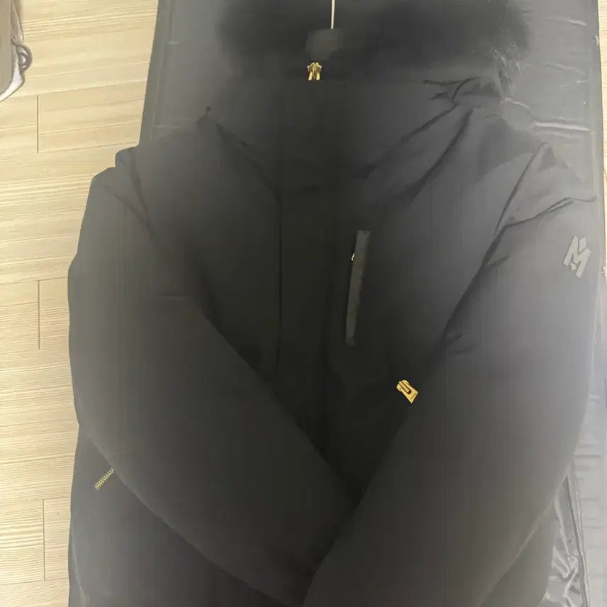 [BUNJANG] Mackage Dixon Black Gold Trim Size 44 Full Set / 맥케이지딕슨44사이즈 블랙금장(풀구성)/새상품급