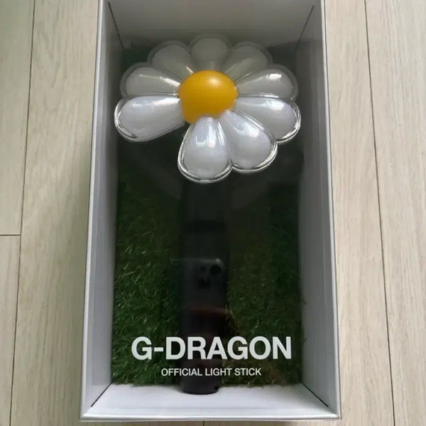 [BUNJANG] G-Dragon Daisy Bong Lightstick / 지드래곤 응원봉 데이지봉