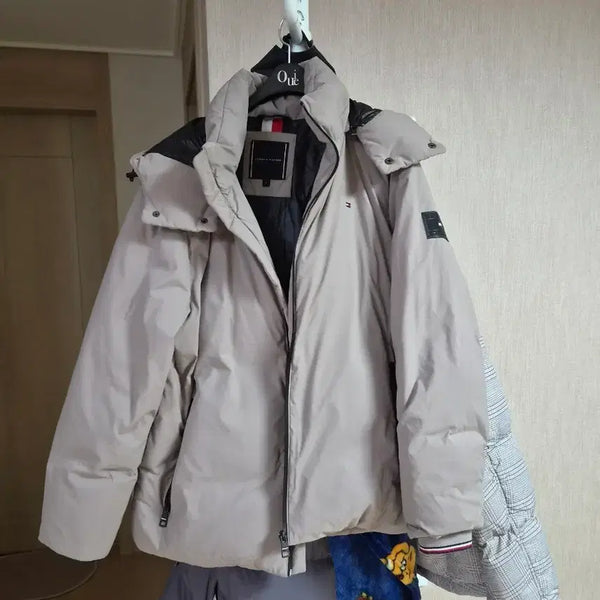 [BUNJANG] Tommy Hilfiger Unisex Puffer Jacket / 타미힐피거 공용 패딩