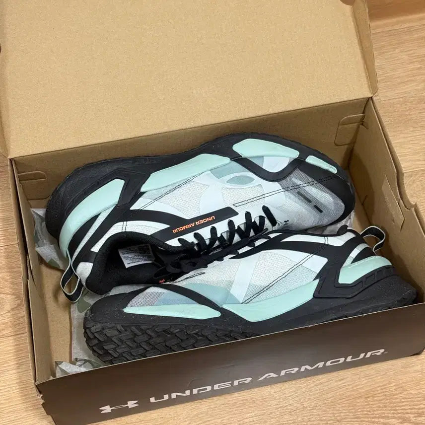 [BUNJANG] Under Armour UA Reign XT Training Shoes / 언더아머 UA 레인 XT 운동화 275