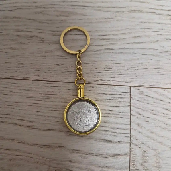 [BUNJANG] Yorushika Ichininshou Gacha Coin with Coin Case Keychain / 요루시카 일인칭 가챠 코인
