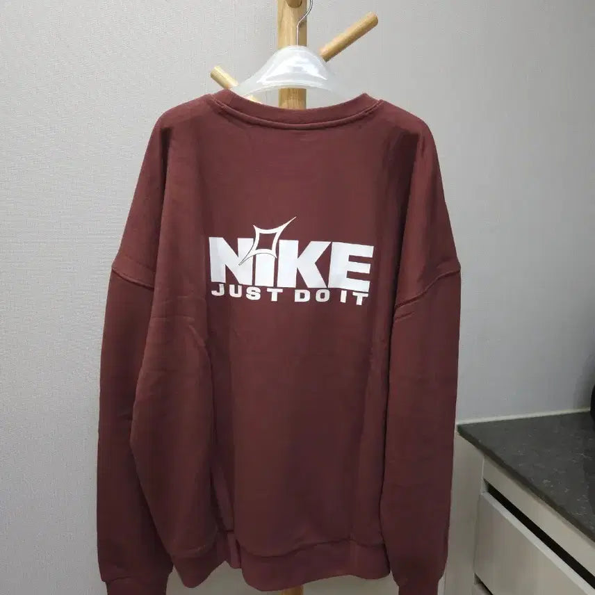 [BUNJANG] Nike 72 Swoosh Oversized Sweatshirt / 나이키 맨투맨 72 스우시