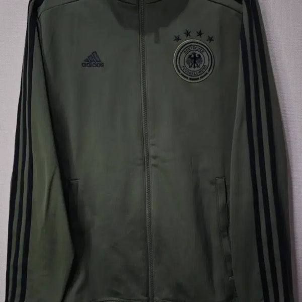 [BUNJANG] Adidas "Daejang" Germany Khaki Track Top Jersey M / 아디다스 대장 독일 진카키 트랙탑 져지 95/M