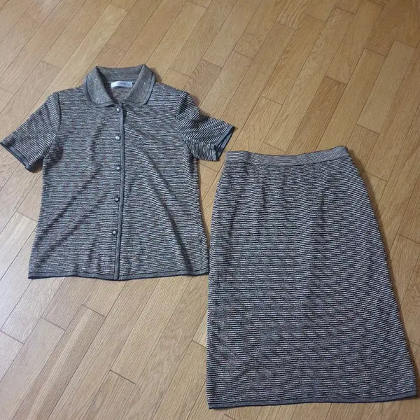 [BUNJANG] GJKNIT Knit Two-Piece Set / GJKNIT 니트 투피스 90-155