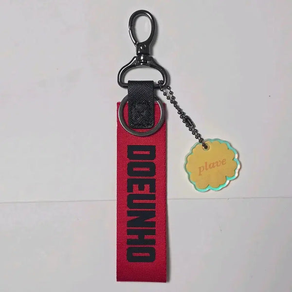 [BUNJANG] PlaYlist Yu Yeoreum Strap Keychain / 플레이브 육여름 스트랩 키링