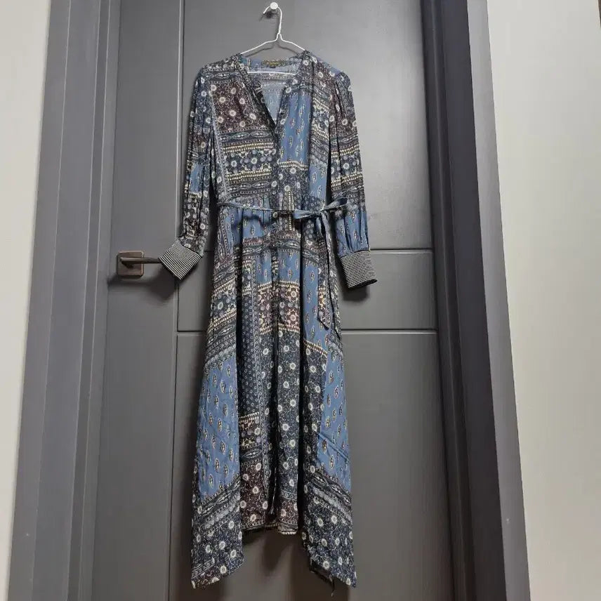 [BUNJANG] Thursday Island Chiffon Long Dress / 썰스데이 아일랜드 쉬폰 롱 원피스 .레이온. 55날씬 66