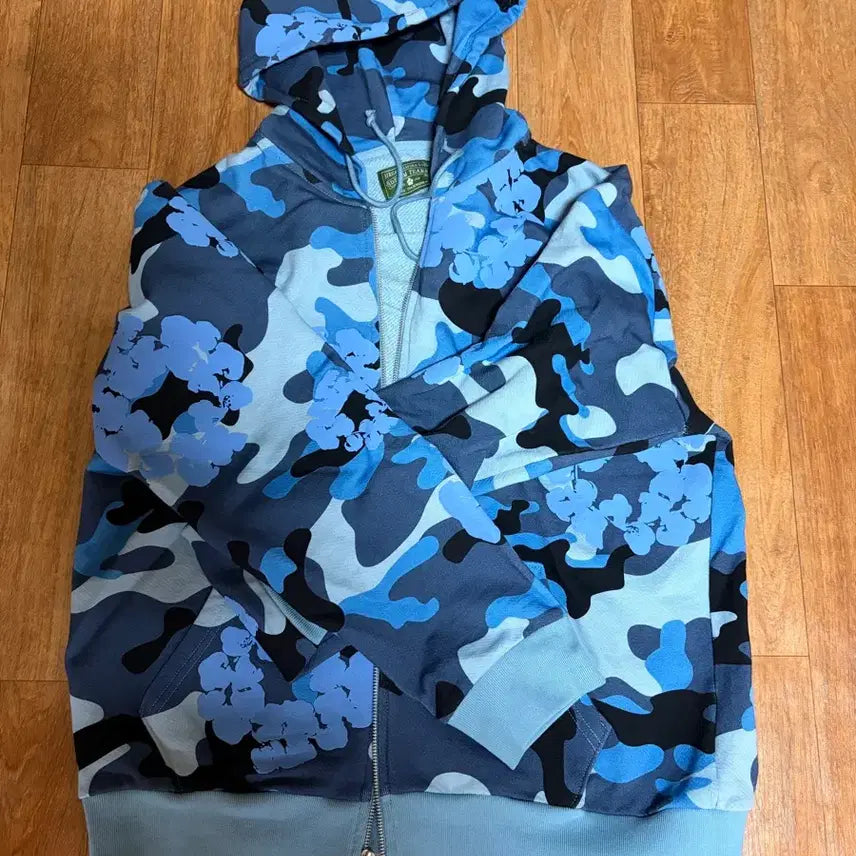 [BUNJANG] Denim Tears Lee's Zip-Up Hoodie / 데님티어스 리스 집업 후드티 판매합니다