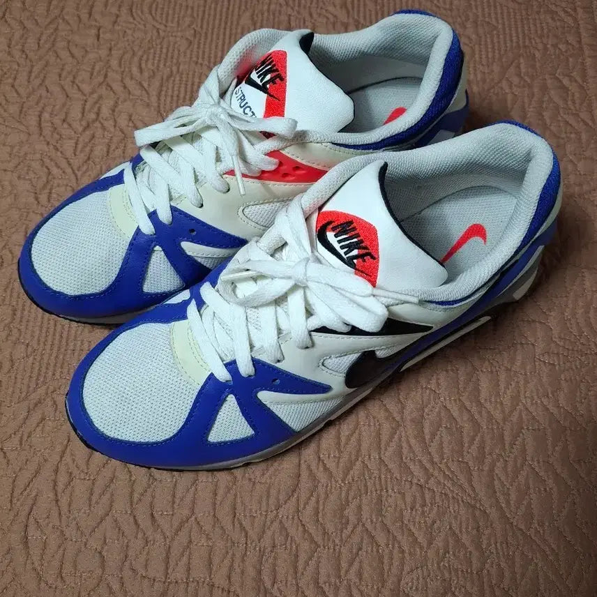 [BUNJANG] Nike Air Structure Sneakers (Size 280) / 280 나이키 에어스트럭쳐 스니커즈 운동화 [1318]