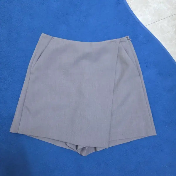 [BUNJANG] Atelier Nain Light Grey Wrap A-Line Skirt Pants / 아뜰리에나인 라이트그레이 랩디자인 A라인 치마바지 FREE