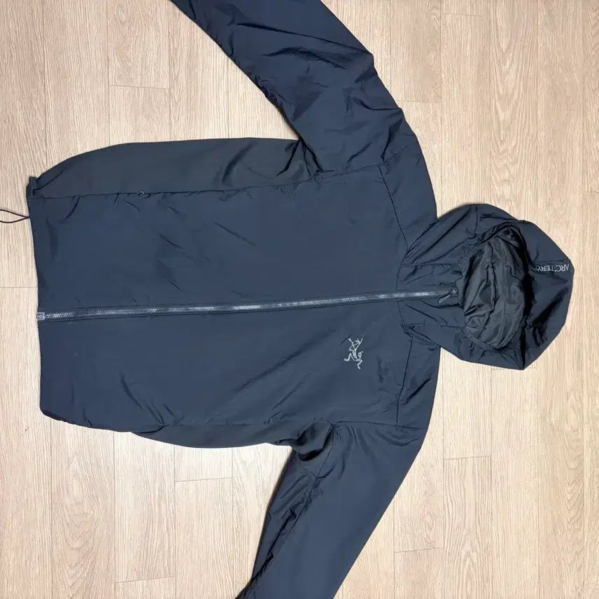 [BUNJANG] Arc'teryx Atom Jacket 25FW / 아크테릭스 아톰 25FW