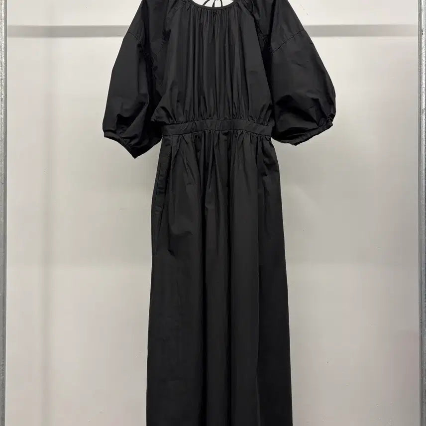 [BUNJANG] RRACE Shirring Back Open Dress / RRACE 레이스 셔링 백 오픈 원피스 F