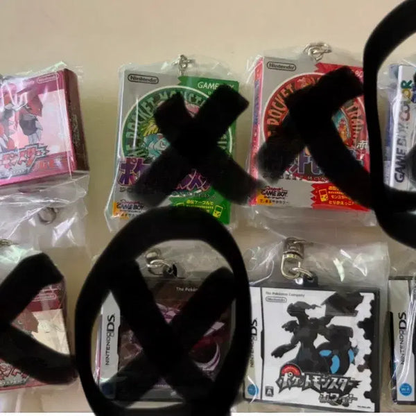 [BUNJANG] Pokemon 30th Anniversary Cartridge Keychain / 포켓몬스터 30주년 카트리지 게임보이/DS 키링