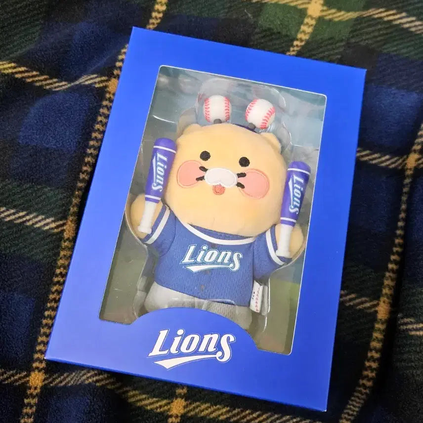 [BUNJANG] Kakao Friends Samsung Lions Victory Fairy Chun-sik Doll Keyring (Sealed) / (미개봉 새상품) 카카오프렌즈 삼성라이온즈 승리요정 춘식이 인형키링