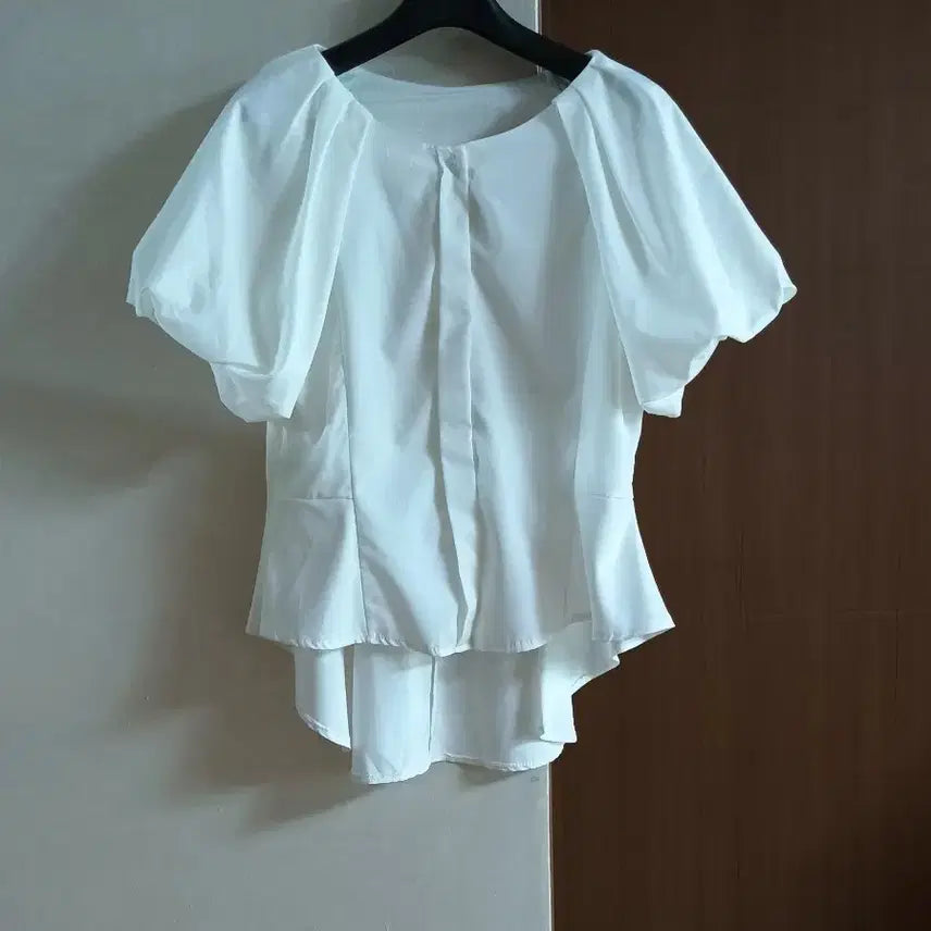 [BUNJANG] Puff Sleeve White Blouse / 퍼프소매 화이트 블라우스