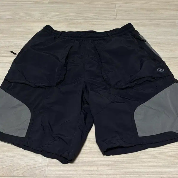 [BUNJANG] Sansan Gear Nylon Shorts Black / 산산기어 나일론 쇼츠 블랙