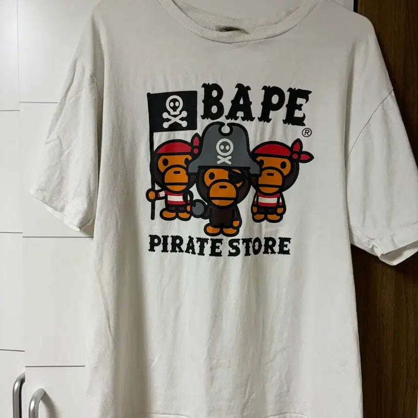 [BUNJANG] BAPE Pirate Short Sleeve T-Shirt / 베이프 해적 반팔