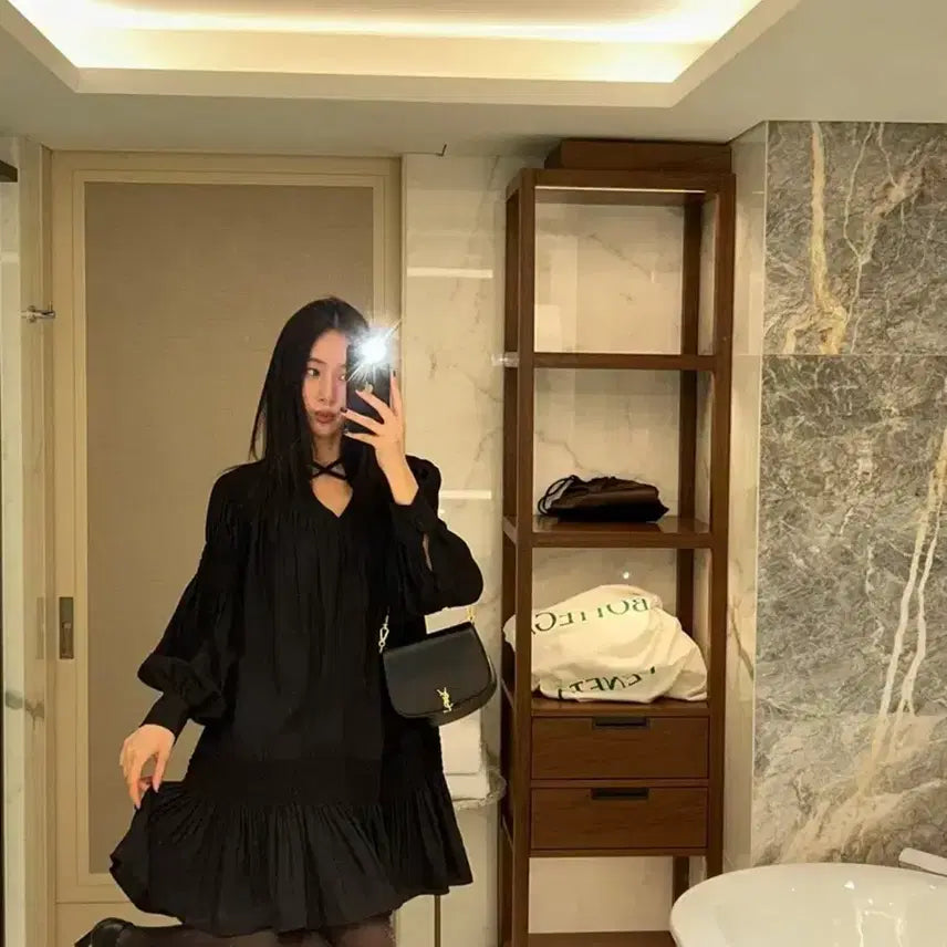 [BUNJANG] TheMoi Smocked Dress Black / 더무이 스모크원피스
