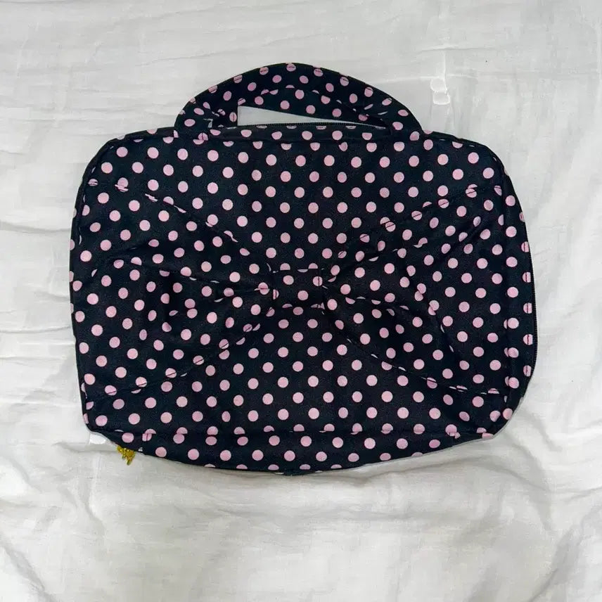 [BUNJANG] Sugardoll Pink Polka Dot Ribbon Travel Pouch / Sugardoll milk 슈가돌 핑크 도트무늬 땡땡이 리본 여행 파우치