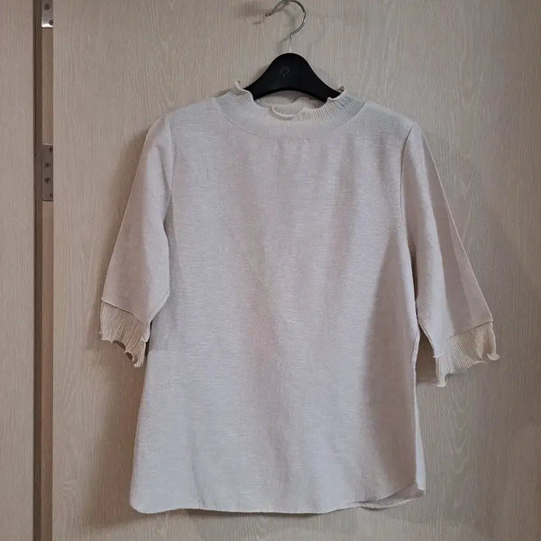 [BUNJANG] Melbin Pleated Neckline Puff Sleeve T-Shirt Size 66 / MELBIN.  목주름 프릴 소매 반팔사이즈66