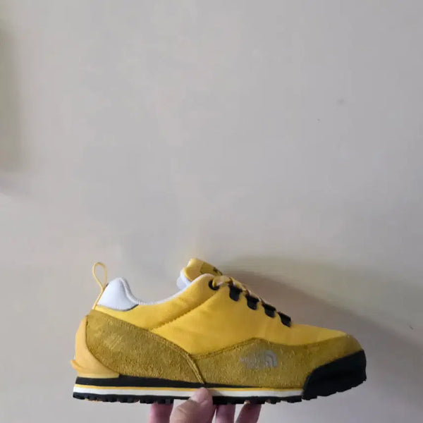 [BUNJANG] The North Face Berkeley Low Yellow Hiking Boots / [245] 노스페이스 버클리 로우 옐로우ㅡ단종매물,최저가