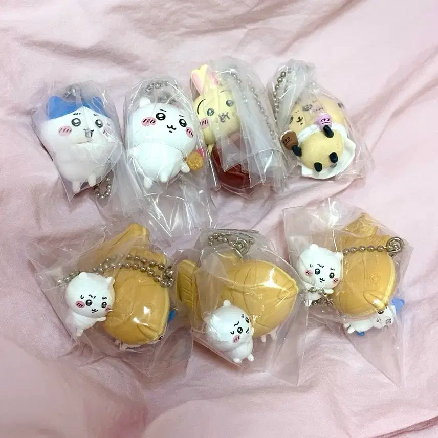 [BUNJANG] Cheekawa Tabemono Food Gacha Series 3 Mascot Keyring / 먼작귀 치이카와 타베모노 음식 가챠 3탄 마스코트 키링 랏코우사기붕어빵