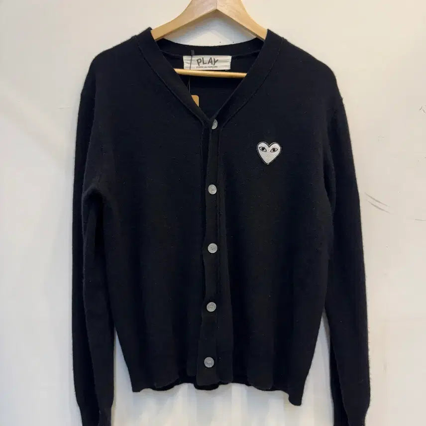 [BUNJANG] Comme des Garçons Play Heart Emblem Cardigan Black L / 꼼데가르송 플레이 하트와펜 가디건 블랙 L