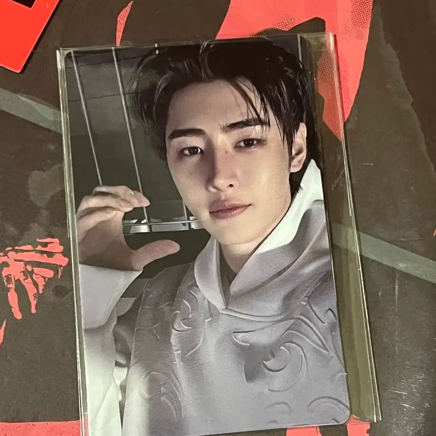 [BUNJANG] ENHYPEN Weverse Shop Lucky Draw Sunghoon Photocard Vanished Sealed / 엔하이픈 위버스샵 럭드 성훈 포카 배니쉬 미개봉