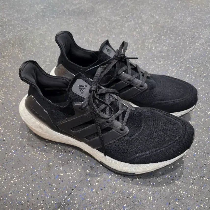 [BUNJANG] Adidas Ultraboost 21 Black 280mm / (중고) 아디다스 울트라부스트 21 280사이즈