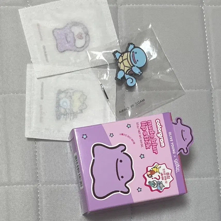 [BUNJANG] Pokemon Ditto Colorgram Badge & Sticker Bundle (Sealed) / 메타몽 컬러그램 뱃지 띠부씰 미개봉