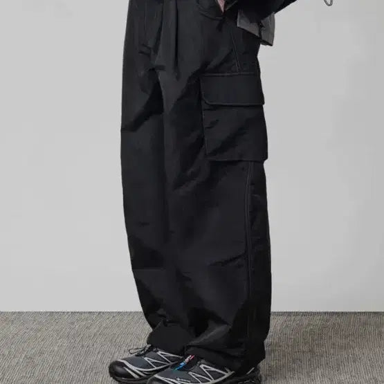 [BUNJANG] Black Cargo Pants / 블랙카고팬츠