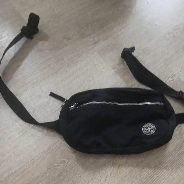 [BUNJANG] Stone Island Nylon Hip Bag Belt Bag Sling Bag Shoulder Bag / 새상품급 스톤아일랜드 나일론 힙백 벨트백 슬링백 숄더백 가방