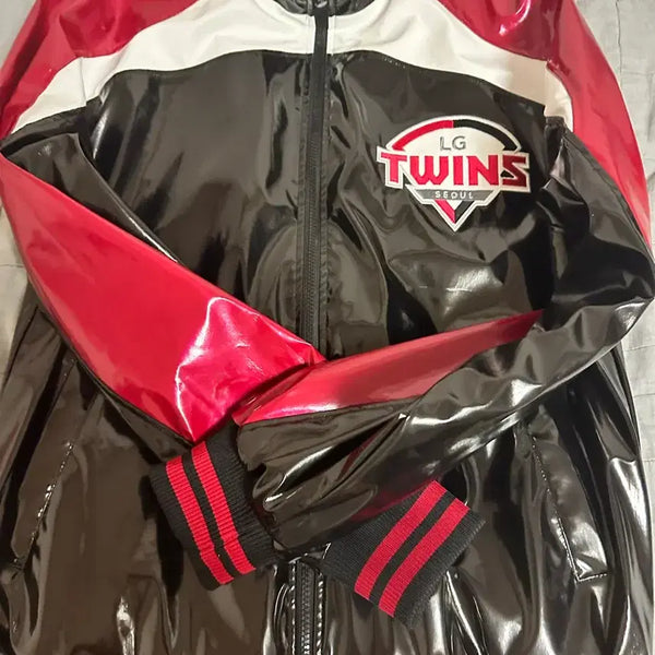 [BUNJANG] LG Twins Coca-Cola Collaboration Shiny Jacket / LG 트윈스 코카콜라 유광잠바