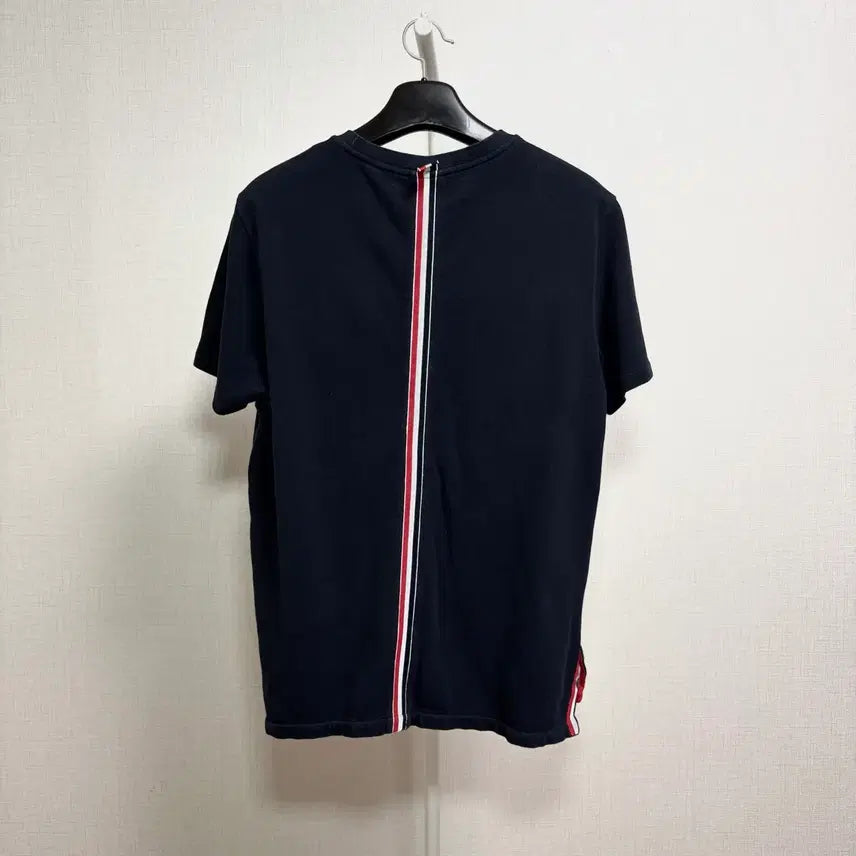[BUNJANG] Thom Browne Back Tricolor Stripe Short Sleeve T-Shirt Navy Size 3 / [신형/3] 톰브라운 백삼선 반팔티 네이비