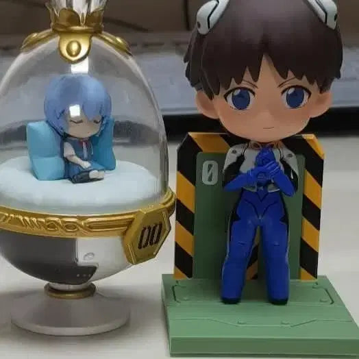 [BUNJANG] Funism Evangelion Ikari Shinji & Ayanami Rei Figure Set / 에반게리온 funism 퍼니즘 이카리 신지 피규어 + 레이 e상