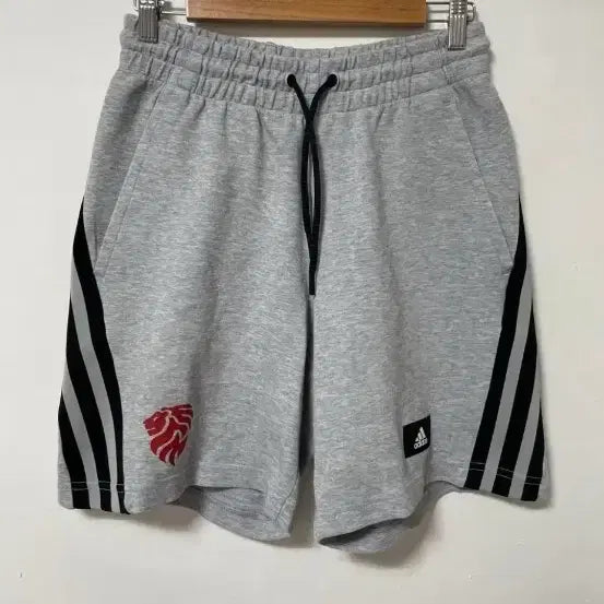 [BUNJANG] Adidas KHU Shorts / 경희대 반바지