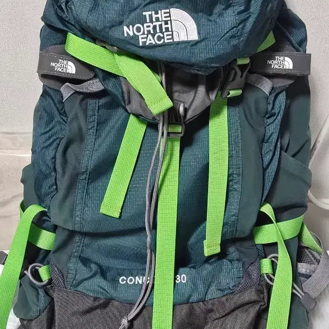 [BUNJANG] The North Face Conchelo 30 Backpack Green / 노스페이스 콘체로 30 백팩 그린