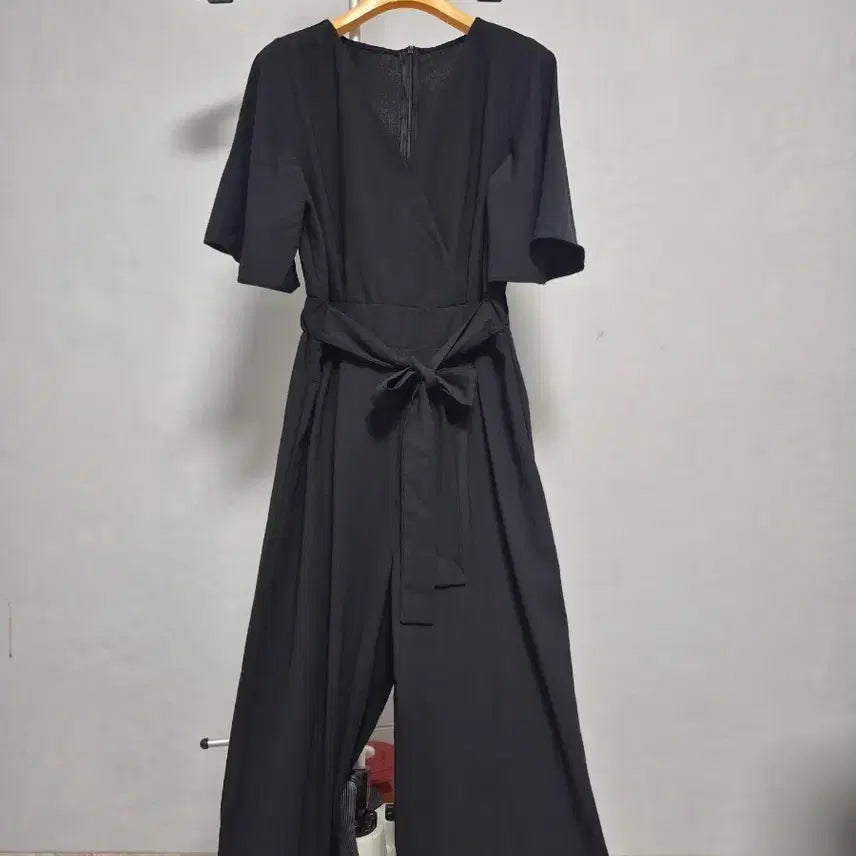 [BUNJANG] Black Wrap Jumpsuit / 블랙 랩 점프수트