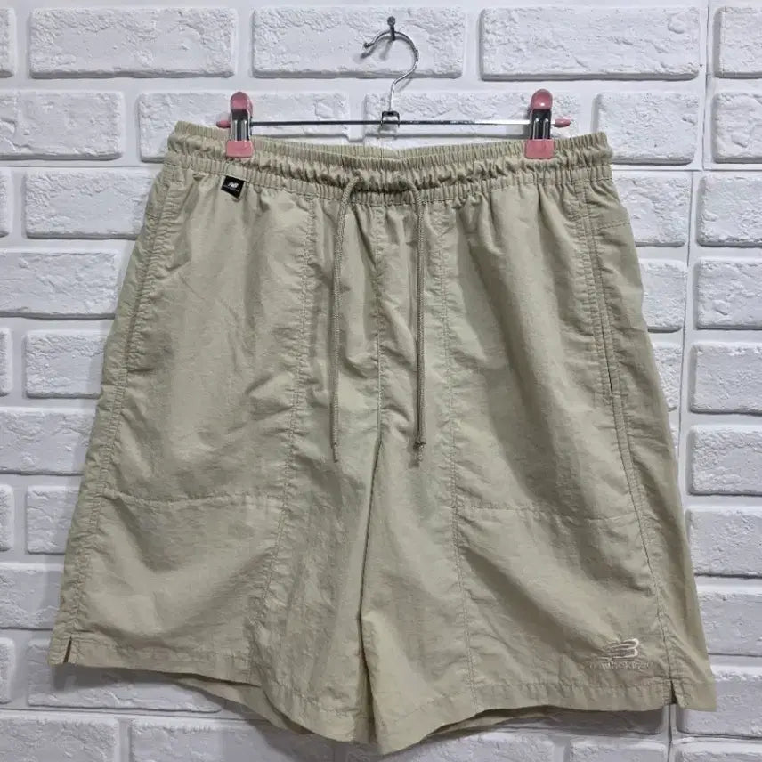 [BUNJANG] New Balance 2022 Shorts (Size 85) / 2022년 뉴발란스 반바지 85