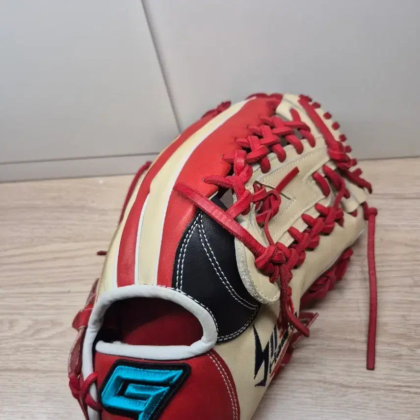 [BUNJANG] Gold Dreams Youth Outfielder Glove - Josuhaeng Model / 골드 드림즈 유소년글러브 ( 조수행모델 )