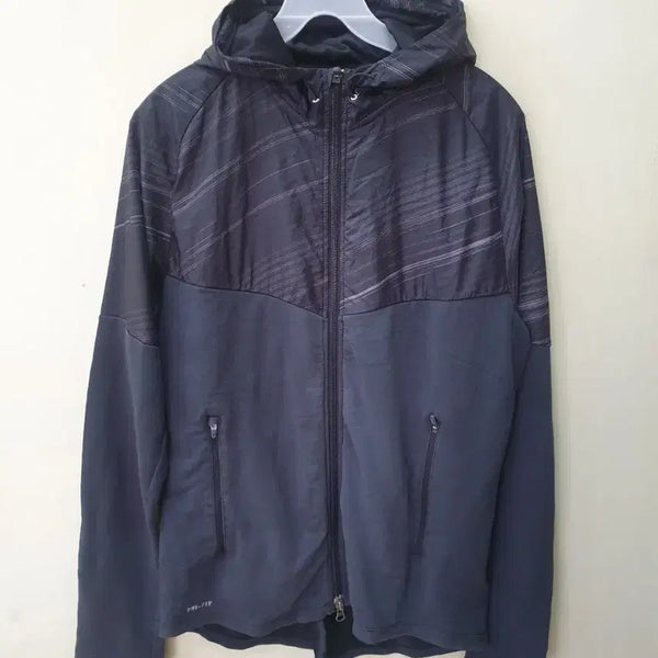 [BUNJANG] Nike Dri-FIT Hooded Zip-Up Jacket (L) / L 나이키 드라이핏 후드 집업 자켓 (오염)