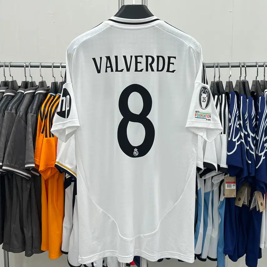 [BUNJANG] Real Madrid 24/25 Home Valverde Jersey / 24/25 레알 마드리드 홈 NO.8 발베르데 유니폼