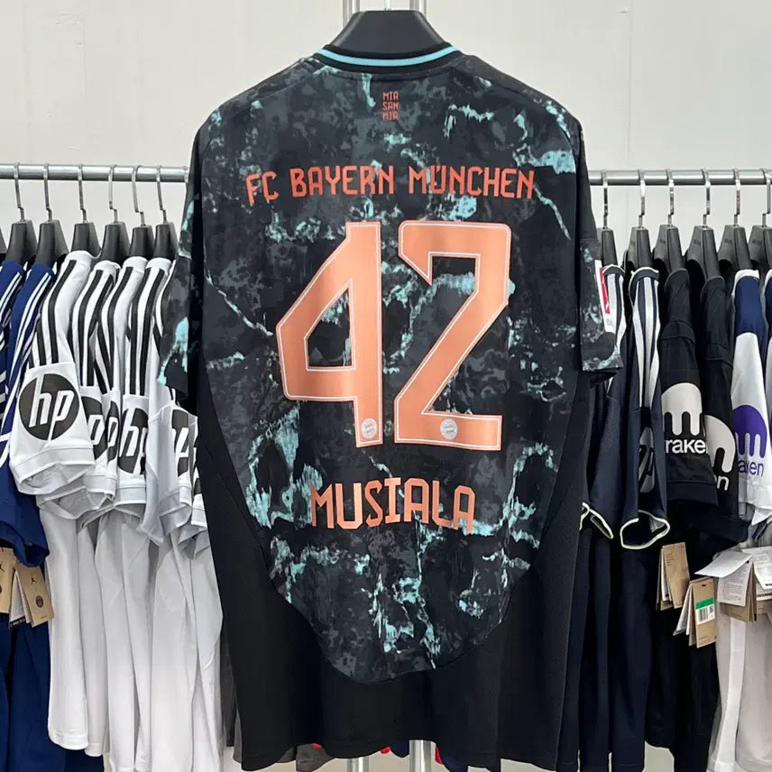 [BUNJANG] Bayern Munich 24/25 Away Jamal Musiala #42 Jersey / 24/25 바이에른 뮌헨 어웨이 NO.42 무시알라 유니폼