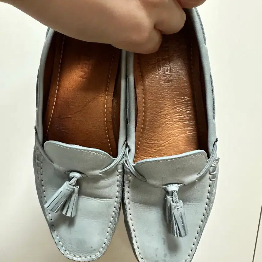 [BUNJANG] Quirin Sky Blue Loafers / 쿠에른 하늘색 로퍼 250