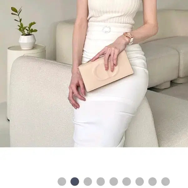 [BUNJANG] Off-Shoulder Cubic T-Shirt / 수입의류 오프숄더큐빅티(12.4)엉넬 로썸제이