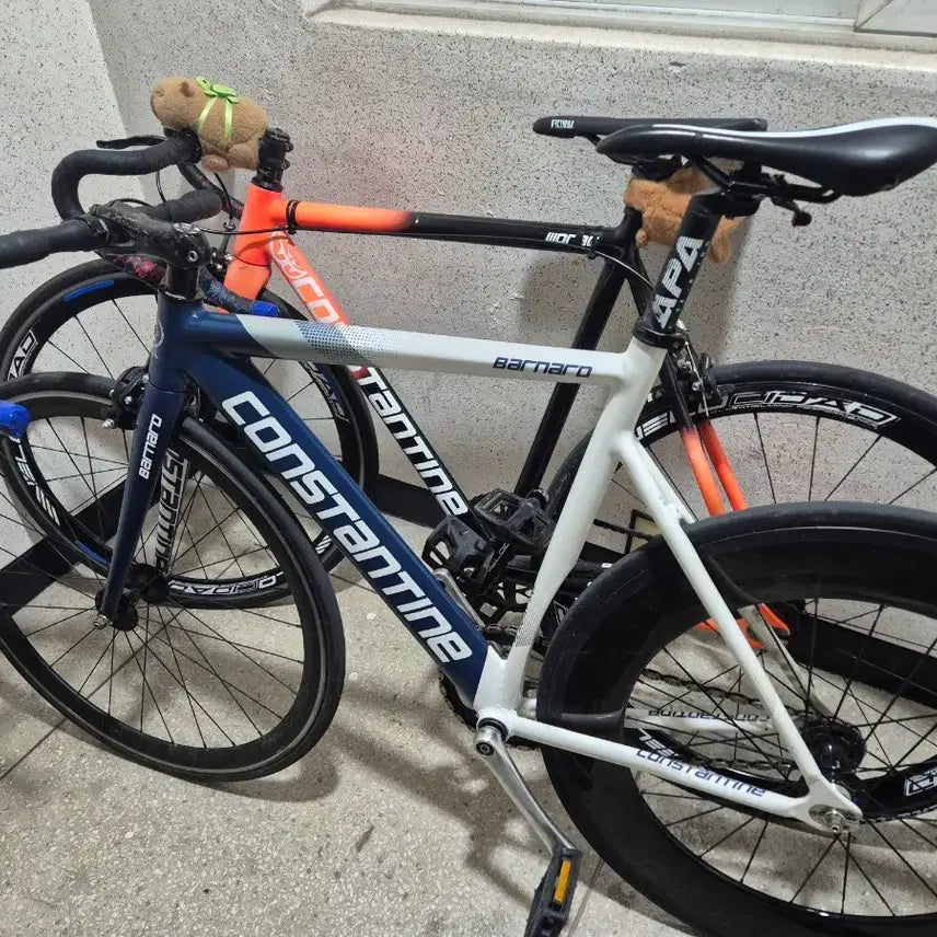 [BUNJANG] Constantine Bernard 18 Carbon Stem, Spra Pedals, Handlebar, Apa Seatpost, Silver Crank Arm, Novatec Rear Hub / 콘스탄틴 버나드18  판대