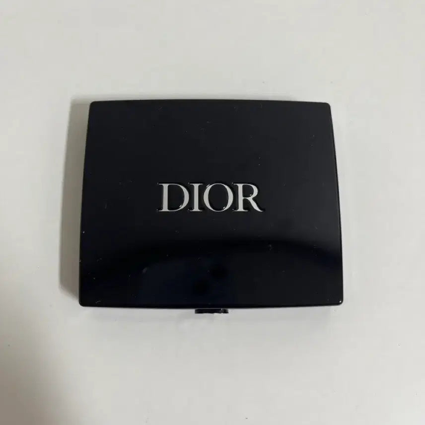 [BUNJANG] Dior Diorshow 5 Couleurs Eyeshadow Palette 649 Nude Dress / 디올 아이섀도우 디올쇼5 649 누드 드래스