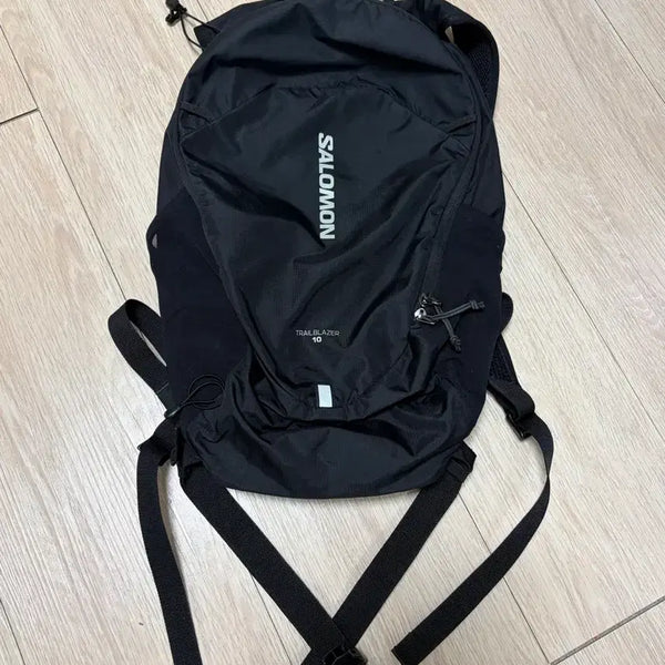 [BUNJANG] Salomon Trail Running Backpack 10L Black / 살로몬 트레일 러닝 백팩 10L 블랙